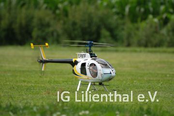 Hubschrauber vor dem Start Hubschrauber vor dem Start