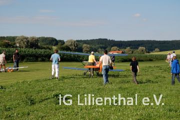 zur Startbahn zur Startbahn